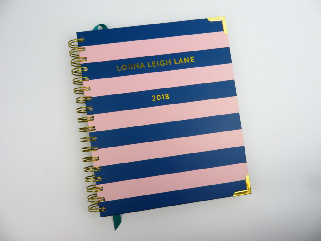 lorna leigh lane weekly planner review 2018 planner made in australia hardcover vertical hourly 2 page weekly spread colorful blogging mom student organization gld foil-min