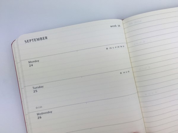 Moleskine Weekly Planner Review (pros, cons and a video walkthough ...