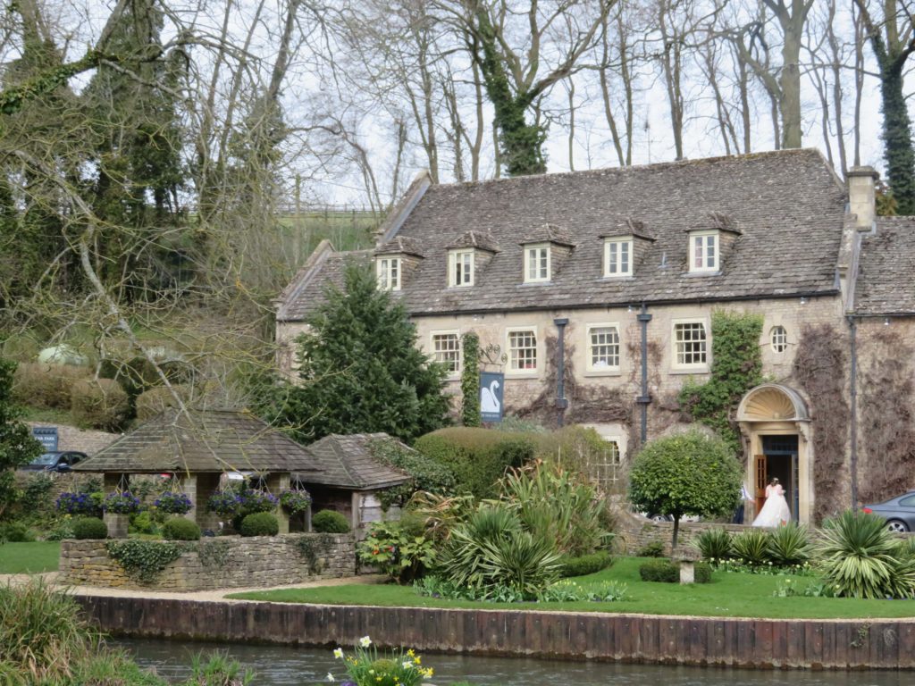 Cotswolds day trip from london arlington row worth the visit review bibury