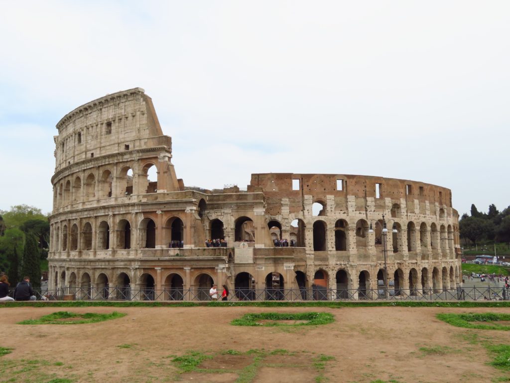 Where to photograph the Colosseum tips review skip the line ticket roman forum