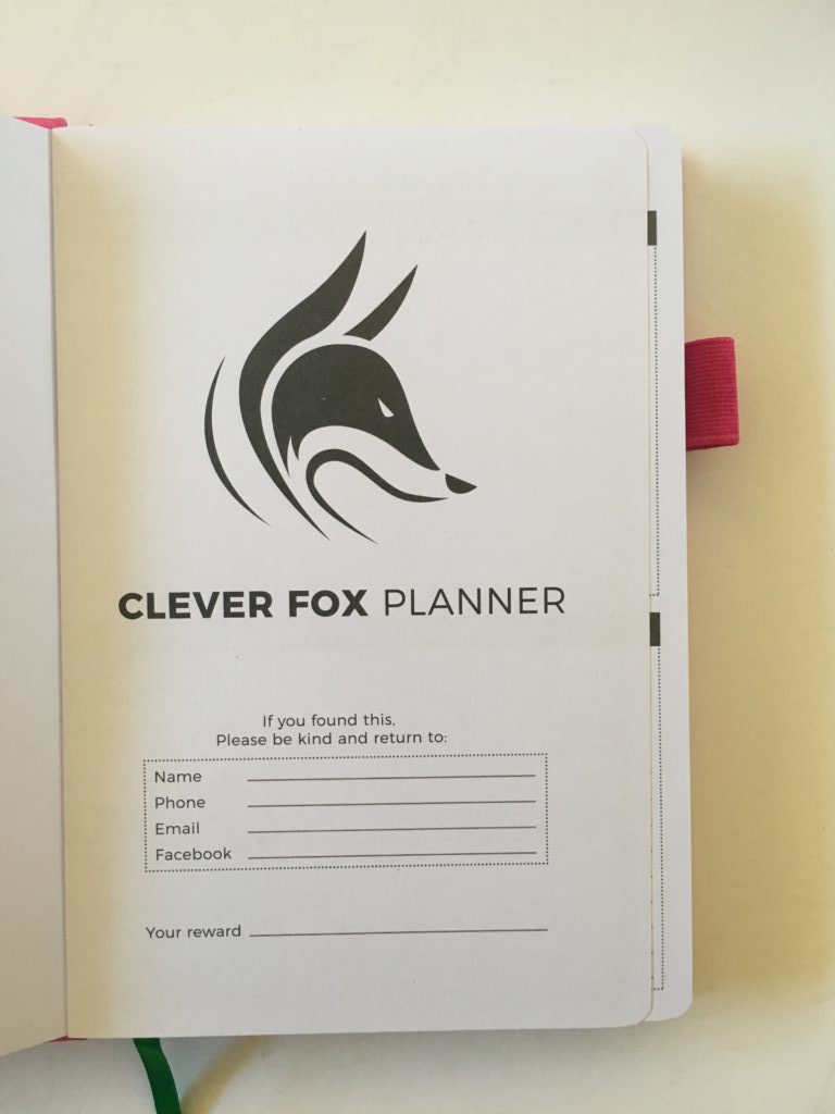 clever fox planner review weekly 2 page horizontal spread lined simple minimalist gender neutral monday start