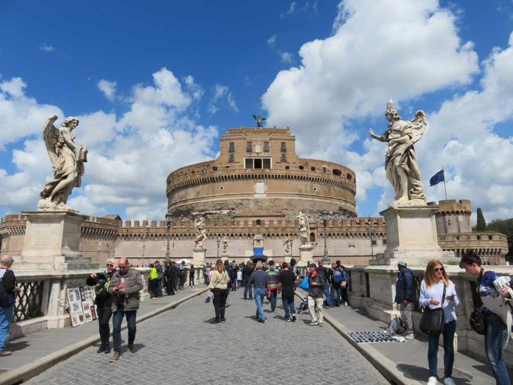 castel sant'angelo rome italy is it worth a visit things to see and do viewpoint of the vatican