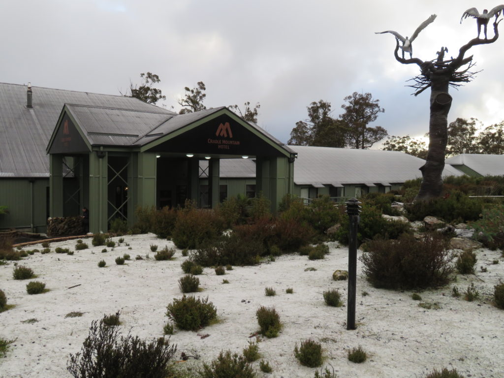 Cradle Mountain snow april 2019 easter break what time of year does it snow in tasmania where does it snow in tasmania