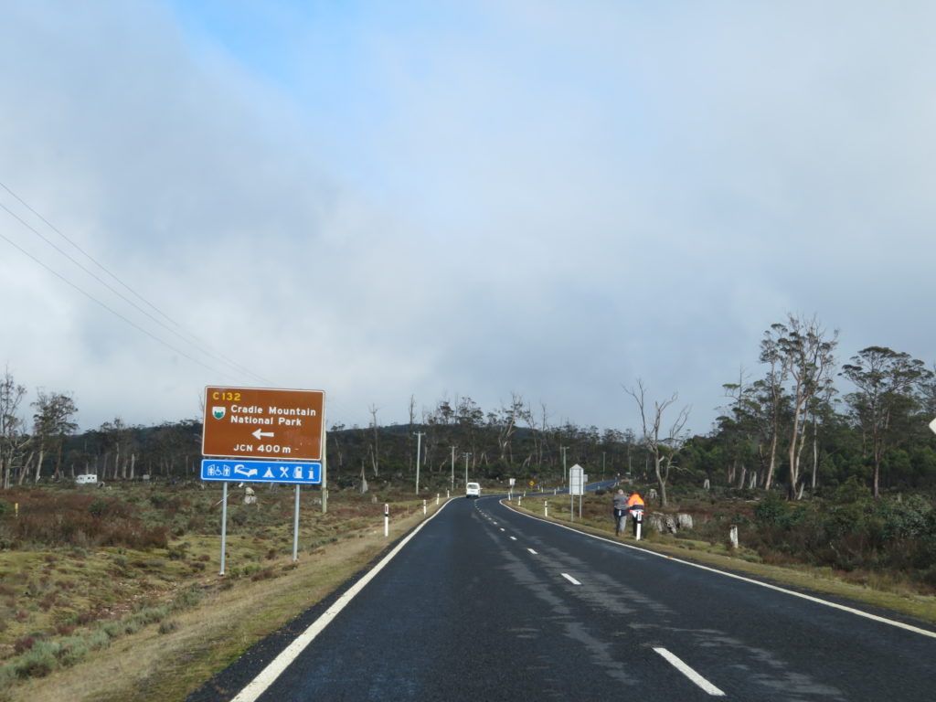 cradle mountain tasmania how to get there tips itinerary sealed road