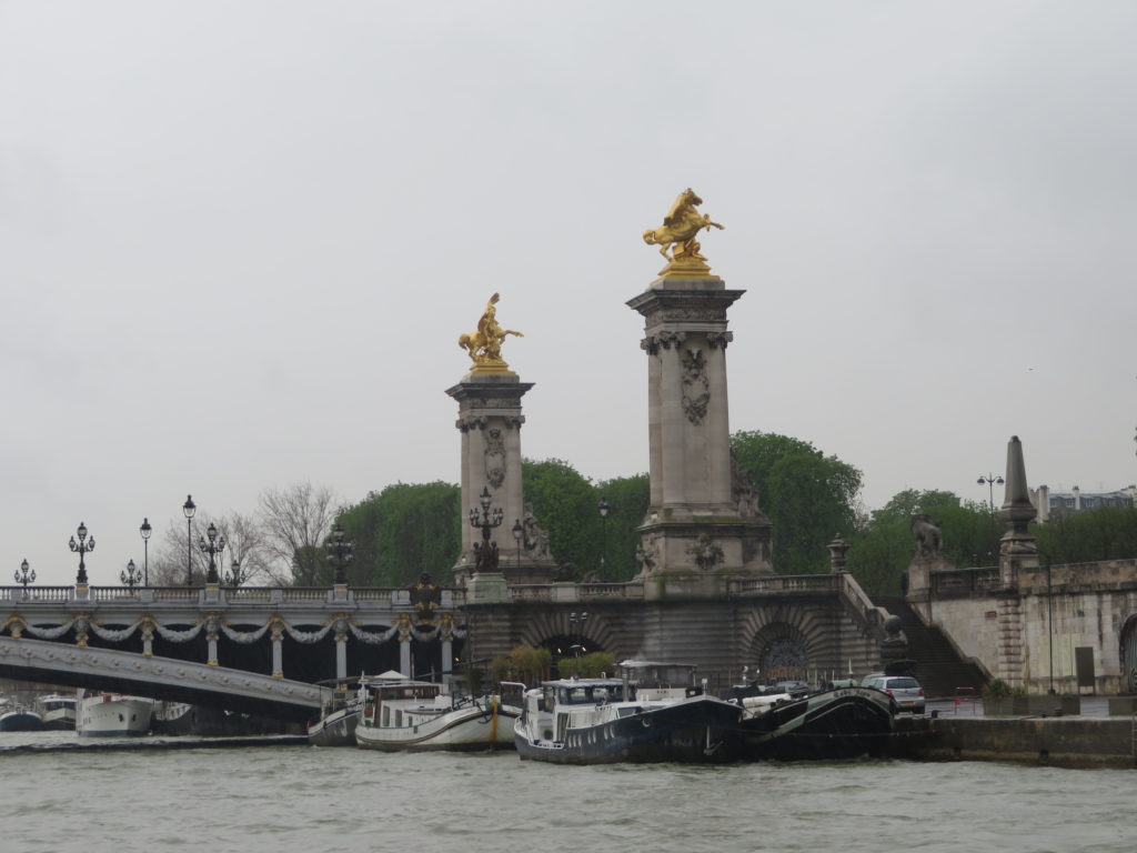Pont Alexandre III bridge paris photo spots things to see and do best of paris 1 day itinerary