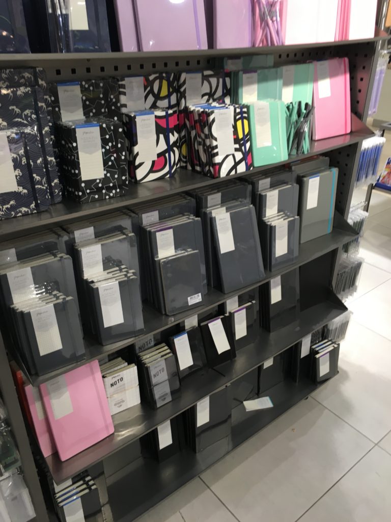 De Bijenkorf Department Store amsterdam dam square netherlands paperchase agenzio dot grid notebook review pros and cons