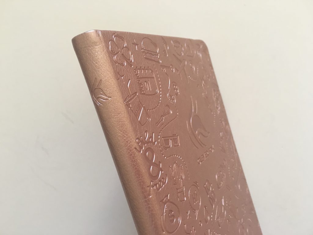 clever fox dotted journal notebook review dot grid notebook sewn bound bright white paper rose gold cover affordable no ghosting bleed through paper_15