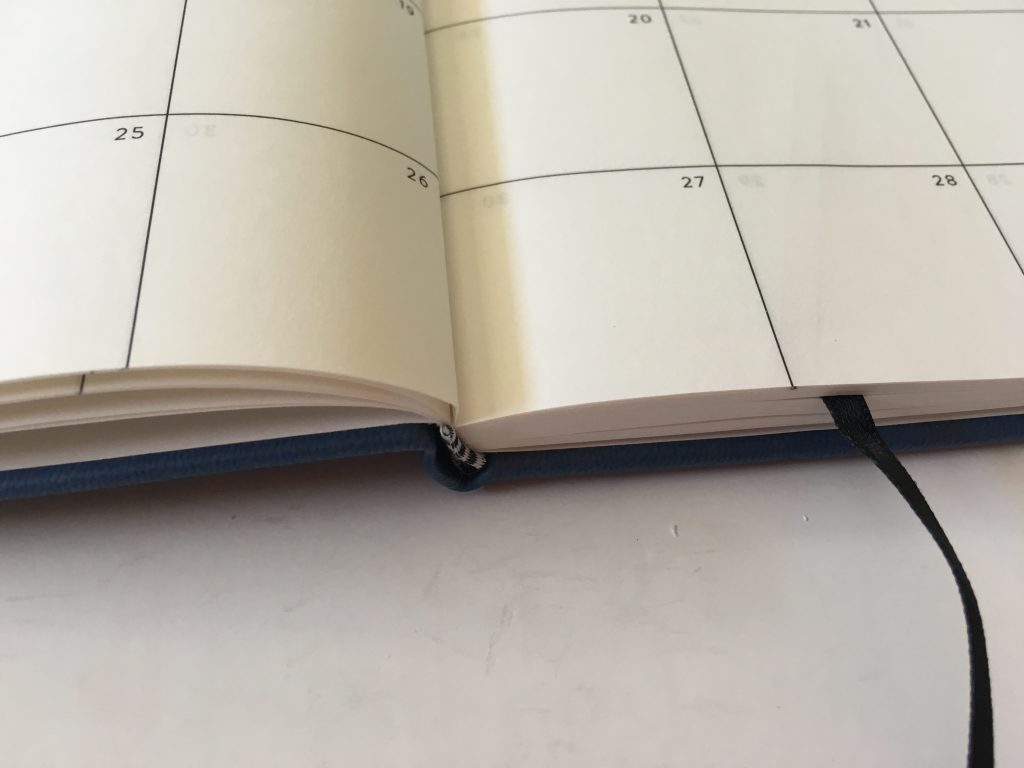 OTTO weekly planner review officeworks australia monday week start horizontal 1 page plus checklist notes sewn bound cheap 2 page monthly calendar pen testing aussie planner review_05