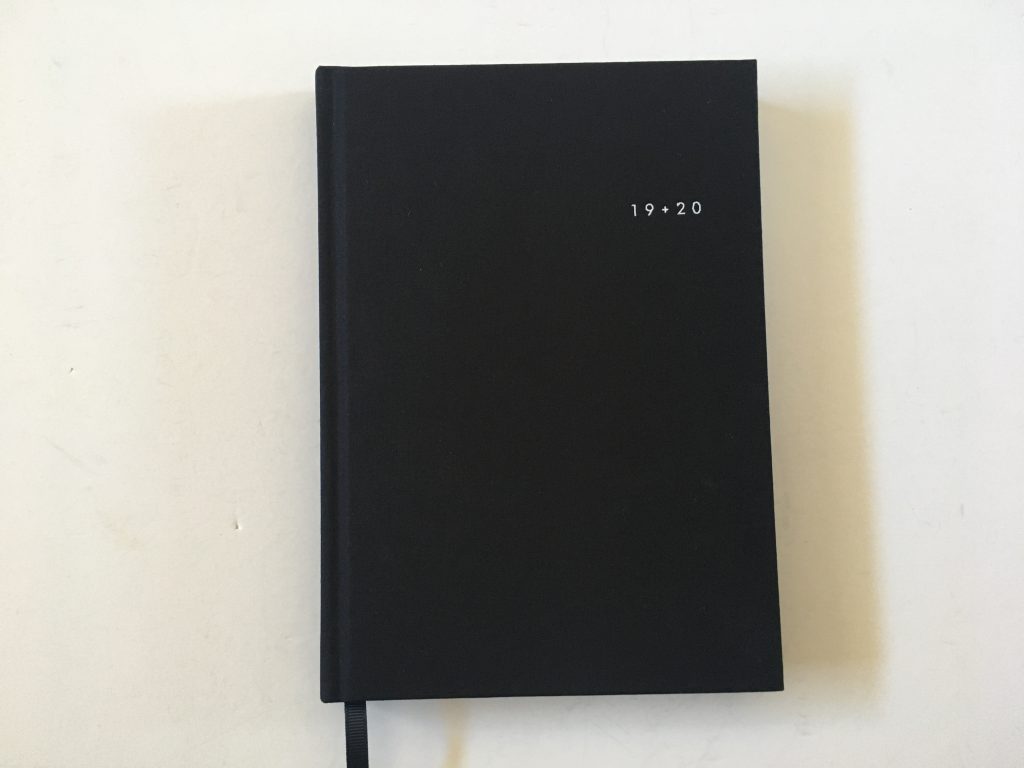 kikki k horizontal weekly planner review monday start lined unlined minimalist hardcover sewn bound 2 pages spread vertical list monthly calendar_01
