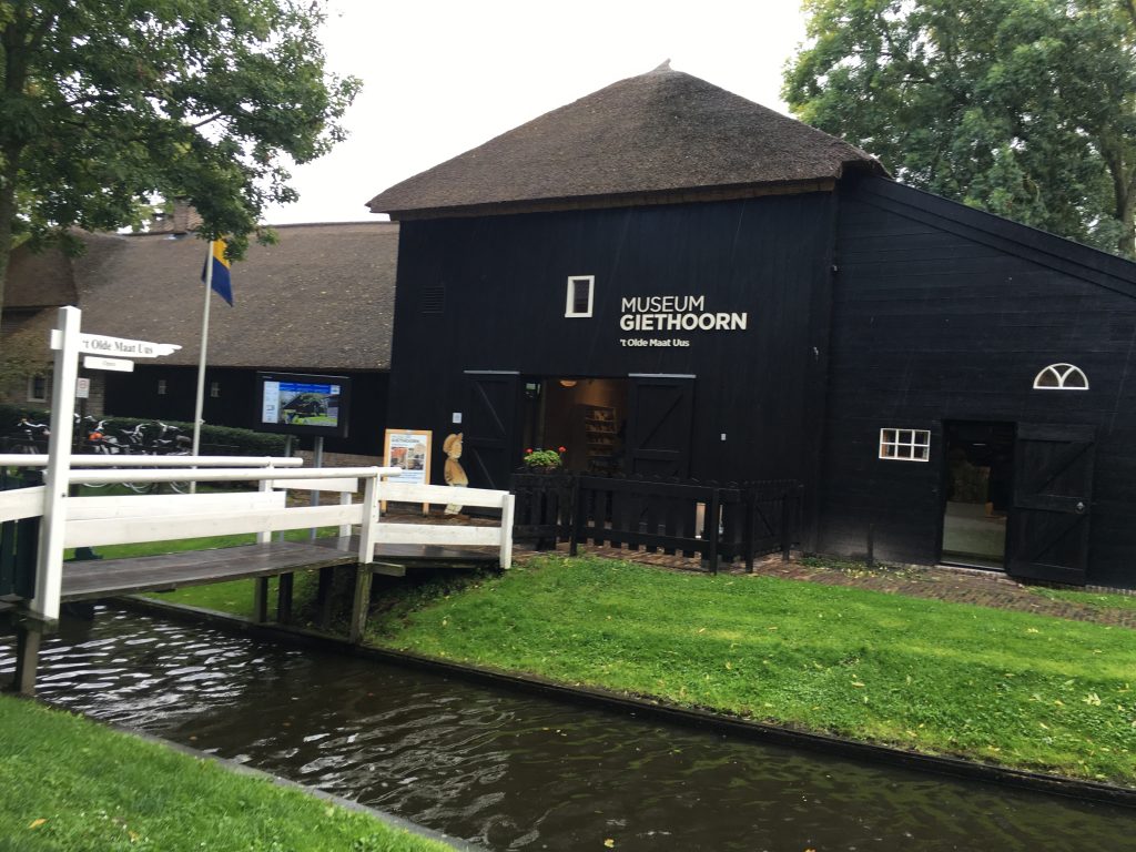 Giethoorn netherlands day trip from amsterdam with enclosing dike viator overrated honest review is it worth a visit bus tour giethoorn museum