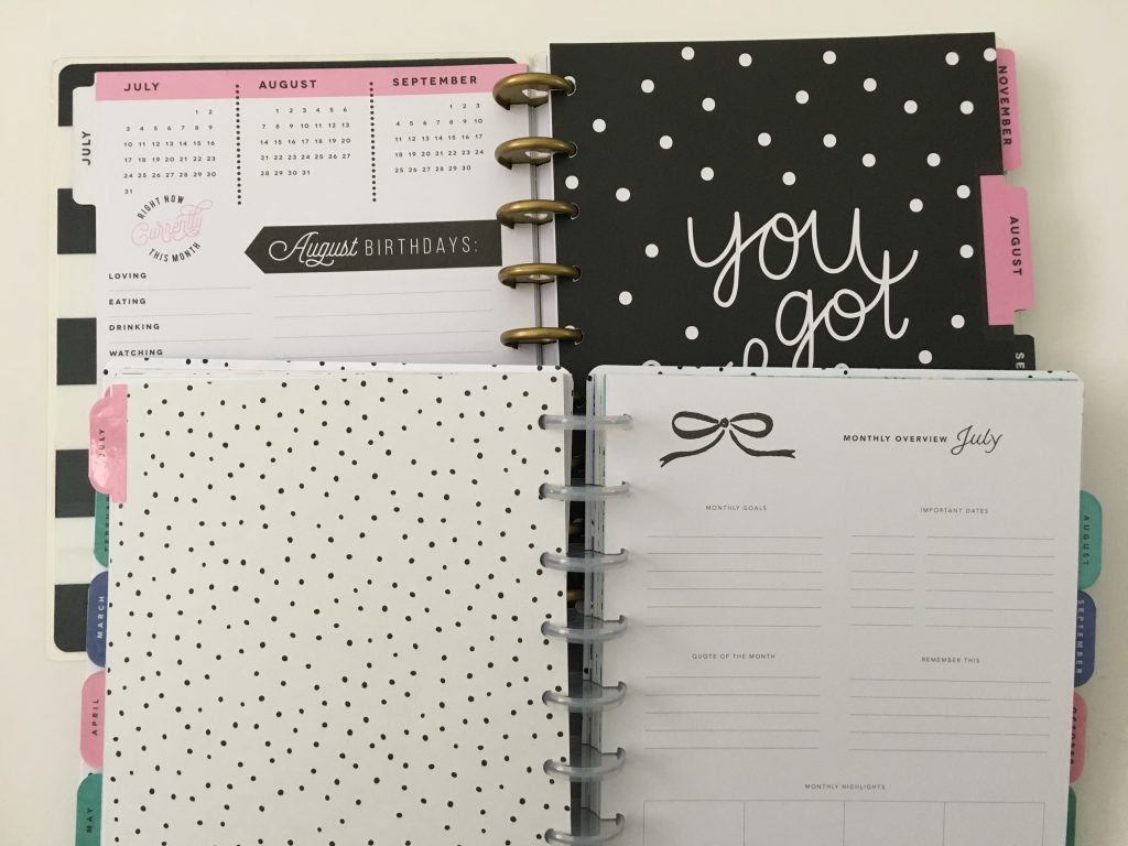 happy planner mambi monthly planning page versus the maggie holmes day to day discbound best disc planners