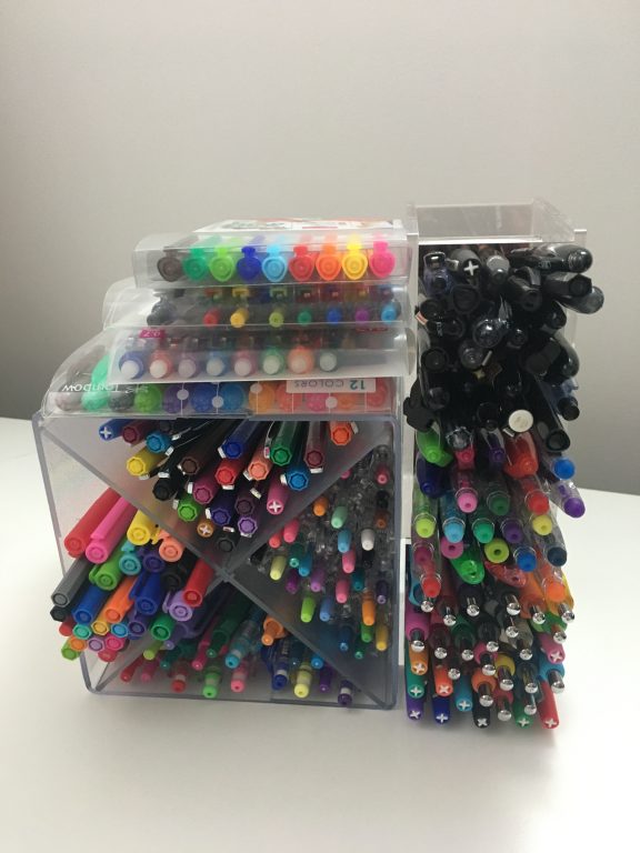 pen storage collection all about planners rainbow color coding how to store pens planner supplies for beginners tips papermate gel pen fine tip ballpoint erasable black pens pen cup