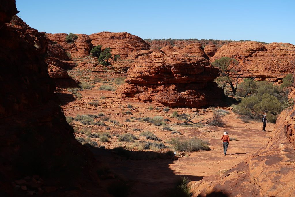 kings canyon rim walk northern territory red centre itinerary 4 day 5 day best things to see and do walking trails winter australia