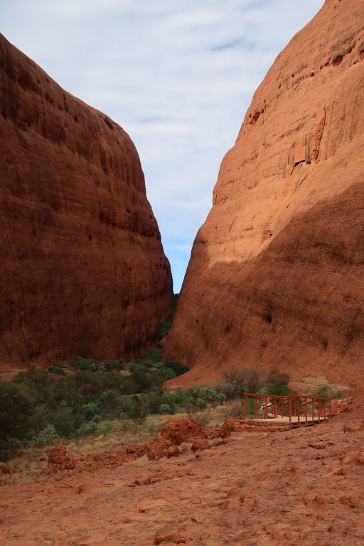 walpa gorge walk kata juta national park the olgas things to see and do red centre 4 day itinerary