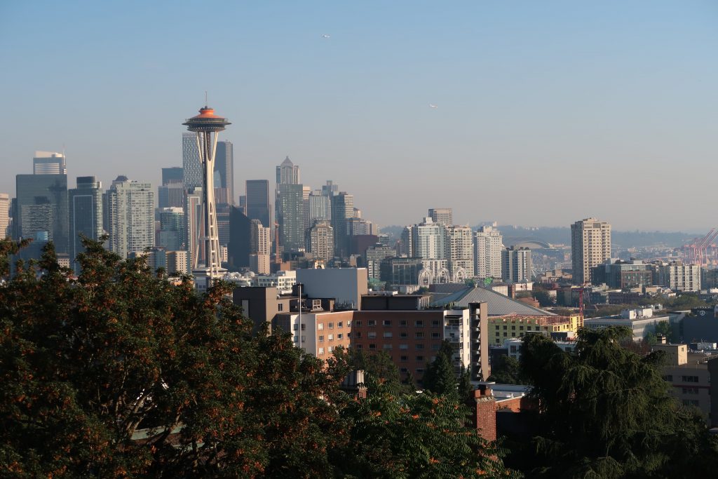 Seattle skyline where to get the best view kerry park viewpoint autumn space needle