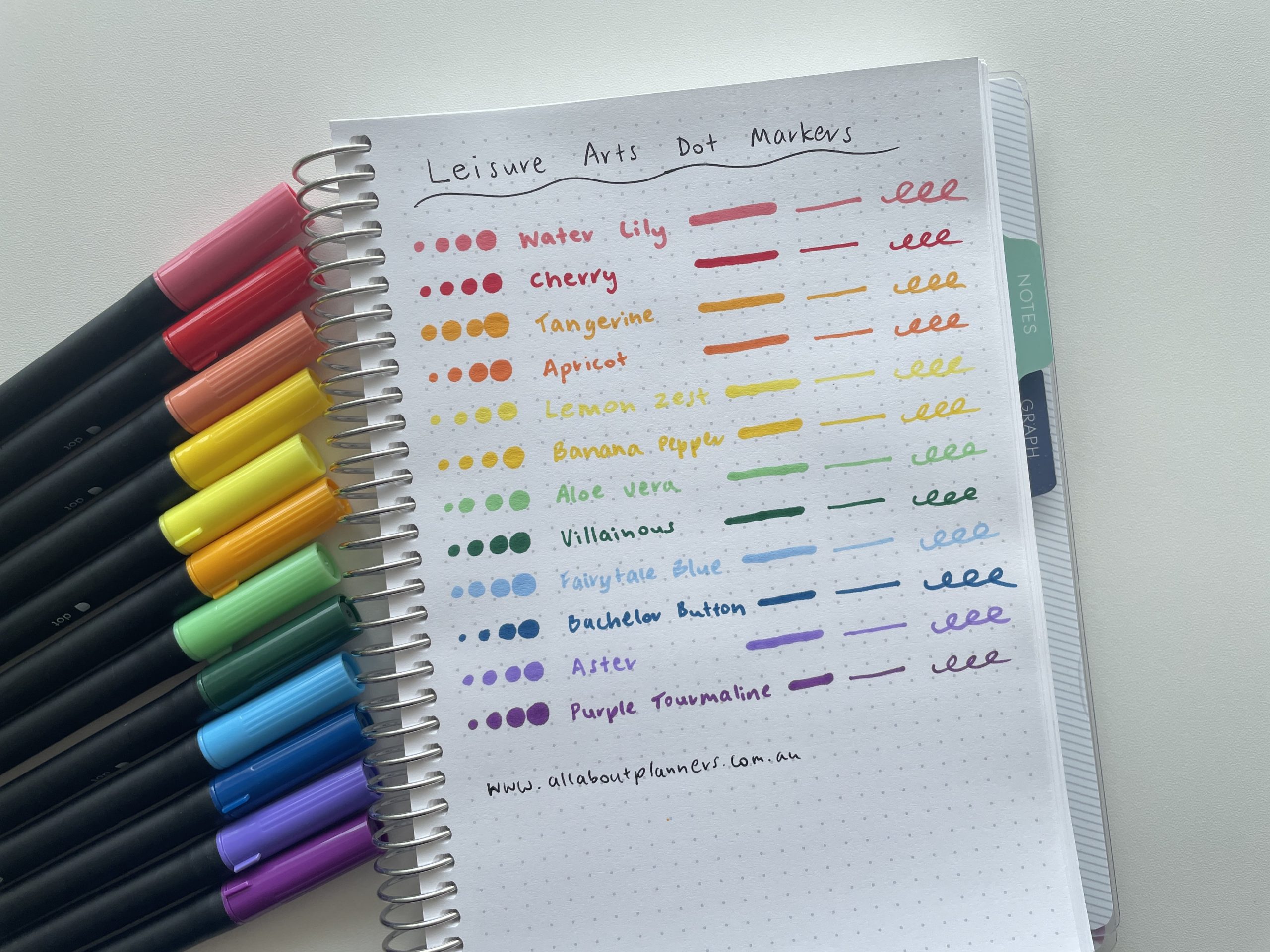 leisure arts dot markers dual ended dot marker and fine tip rainbow colour coding pen testing comparison with tombow dot marker and zig kuretake
