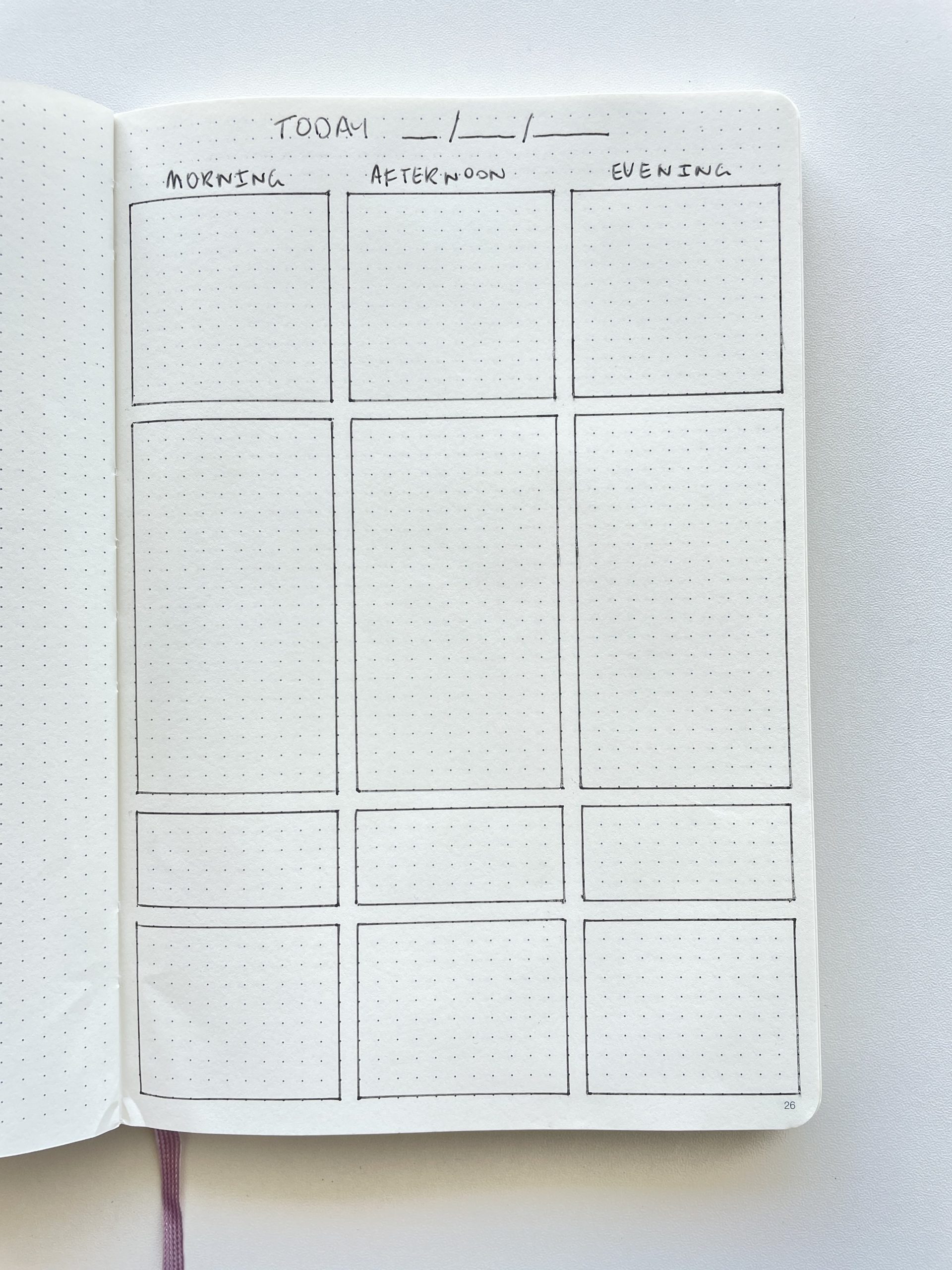 bujo daily spread morning afternoon evening categorised day to a page layout bullet journal quick simple minimalist fast setup draw