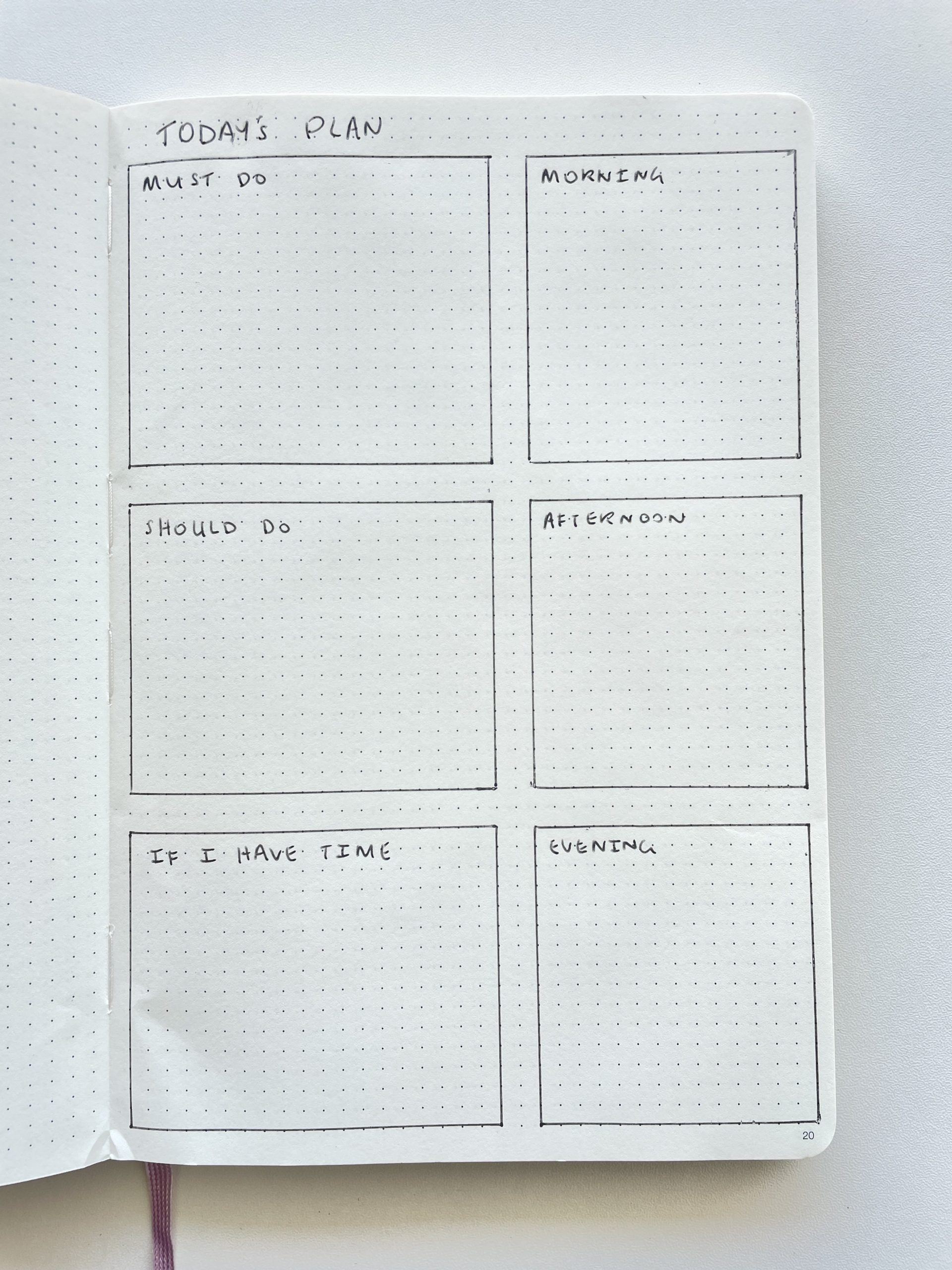 bullet journal daily spread daily log must do should do if i have time simple minimalist quick layout in 10 minutes or less bujo