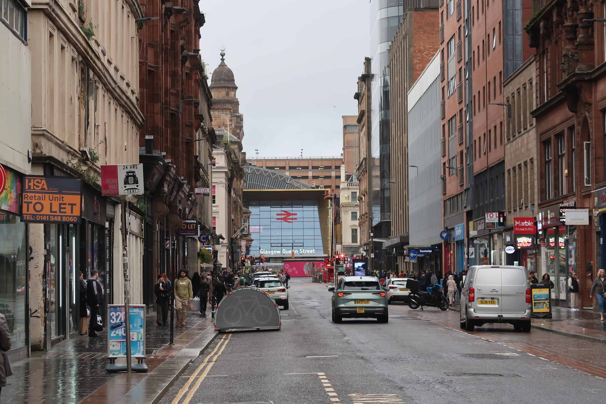glasgow queen street station autumn october itinerary is it worth visiting things to see and do photo spots