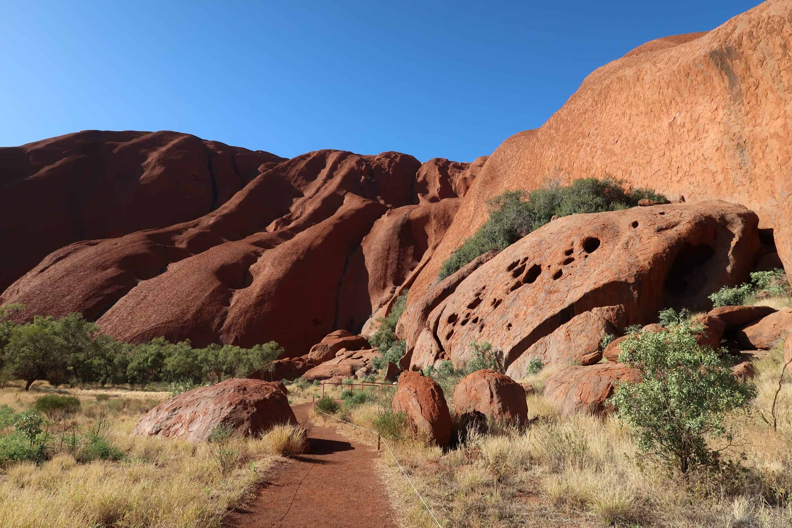 ayers rock photo spots things to see on the uluru the base walk sunrise sunset photography locations viewing platforms tips guide for visiting 4 day itinerary