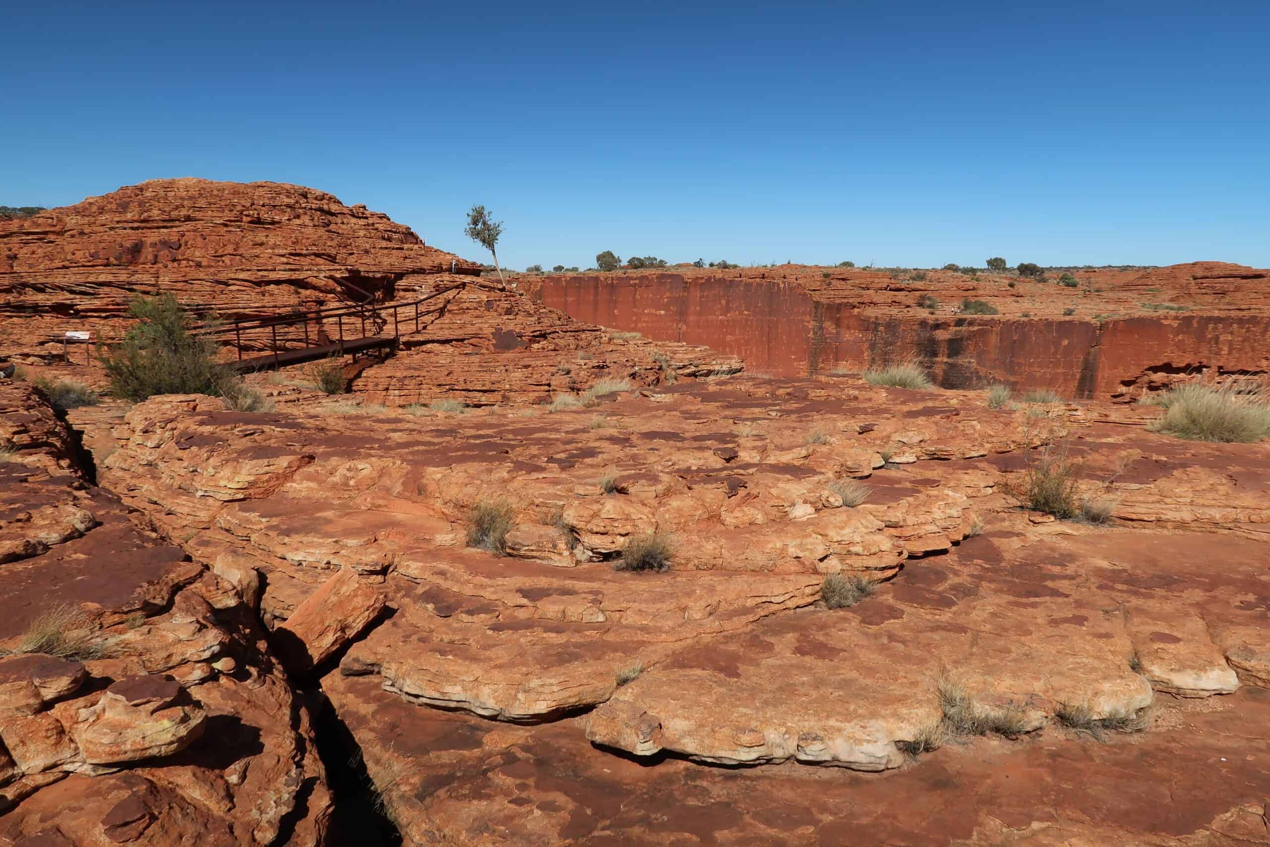 kings canyon rim walk cotterills bridge self drive by car itinerary red centre northern territory australia during winter june