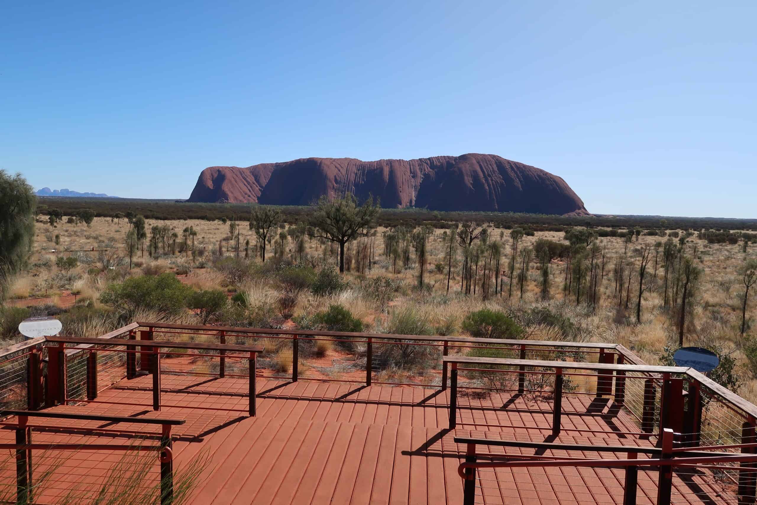 uluru sunset viewing area ayers rock things to see and do best photo spots without a drone sunrise sunset best time of day to photograph the rock-min