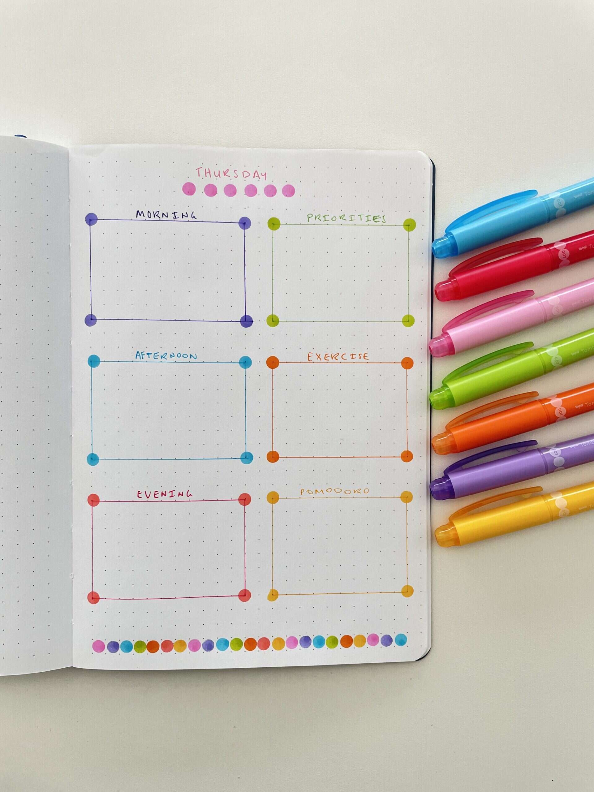 bullet journal daily spread low effort fast simple minimalist colorful dot markers quick easy fast to draw newbie