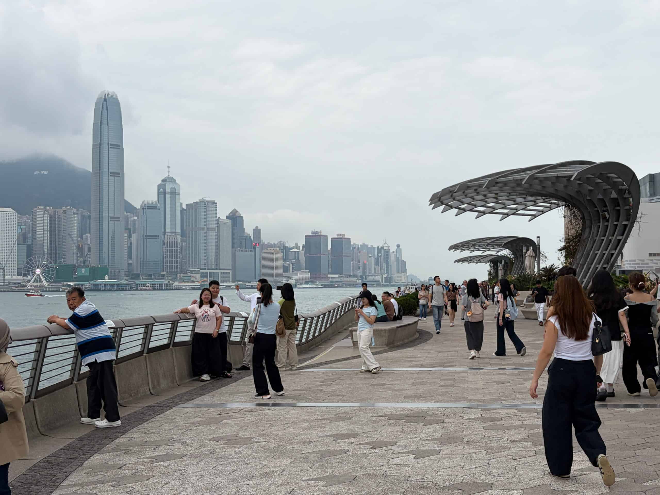 avenue of the stars hong kong best photo spots for a view of the city skyline march itinerary recommendations things to do if the peak is foggy